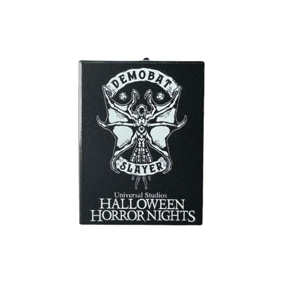 Universal Studios Halloween Horror Nights Stranger Things Mystery Pin - Demobat - Picture 1 of 1